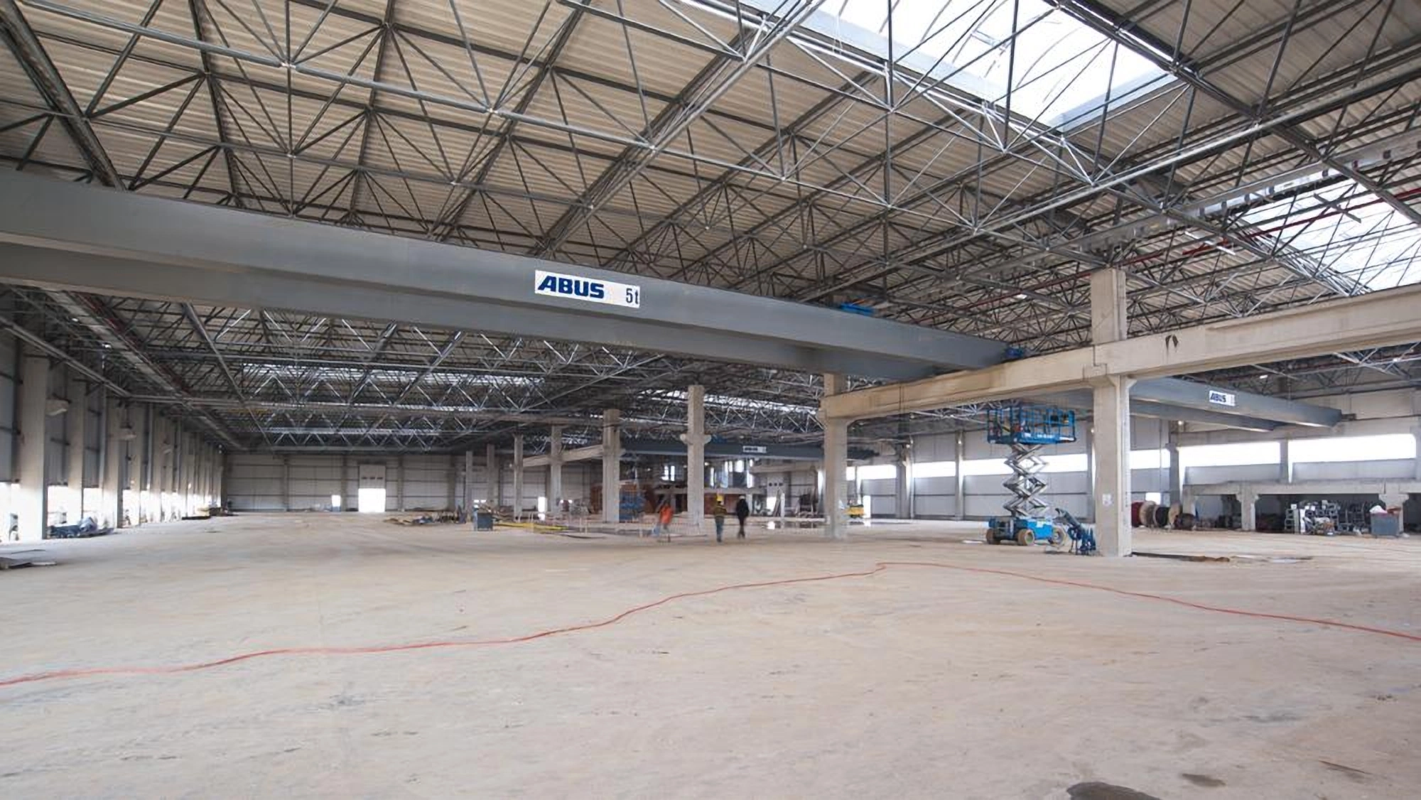 Mubea fabrika binası